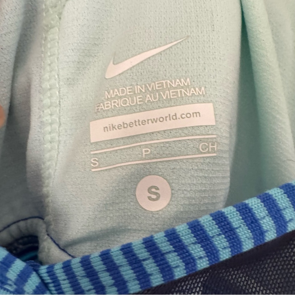 Nike Striped Racerback Sports Tank - Blue Stripes Size Small - Picture 2 of 8